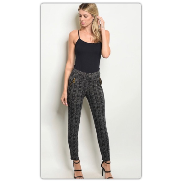 🌟 Black Sand Legging Pants - Picture 4 of 9